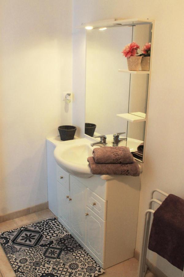 Domaine Du Jardin " Chambres D'Hotes " Saint-Jean-de-la-Haize Ngoại thất bức ảnh